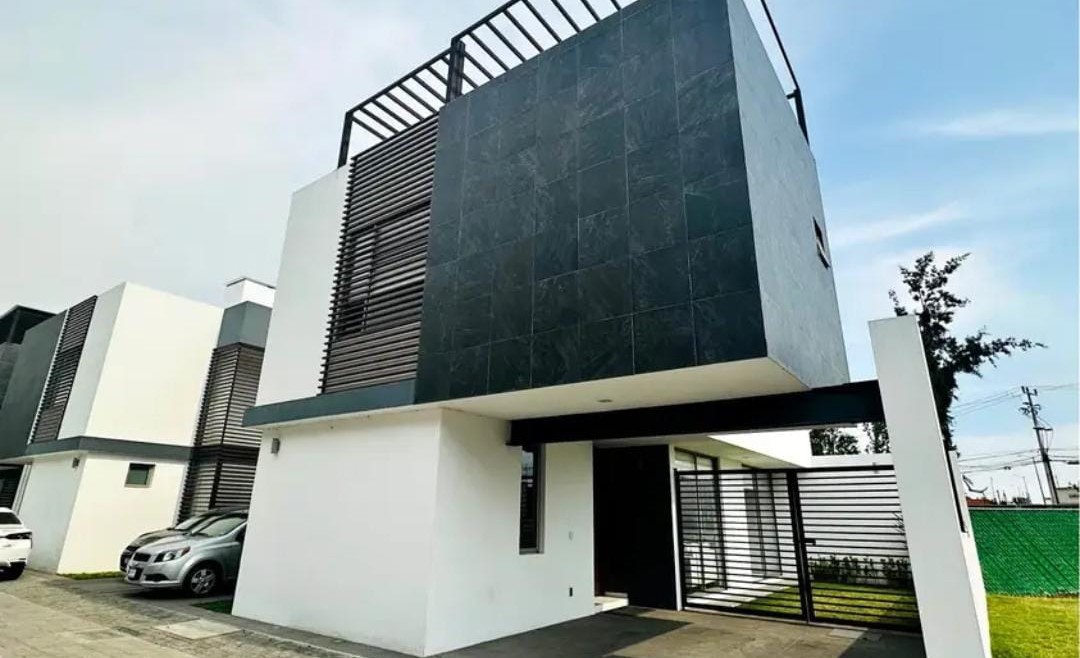 CASA EN METEPEC